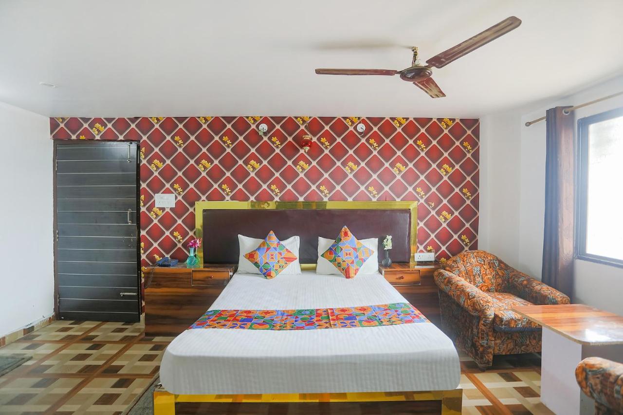 Fabexpress Umbrella Hotel Danapur Buitenkant foto