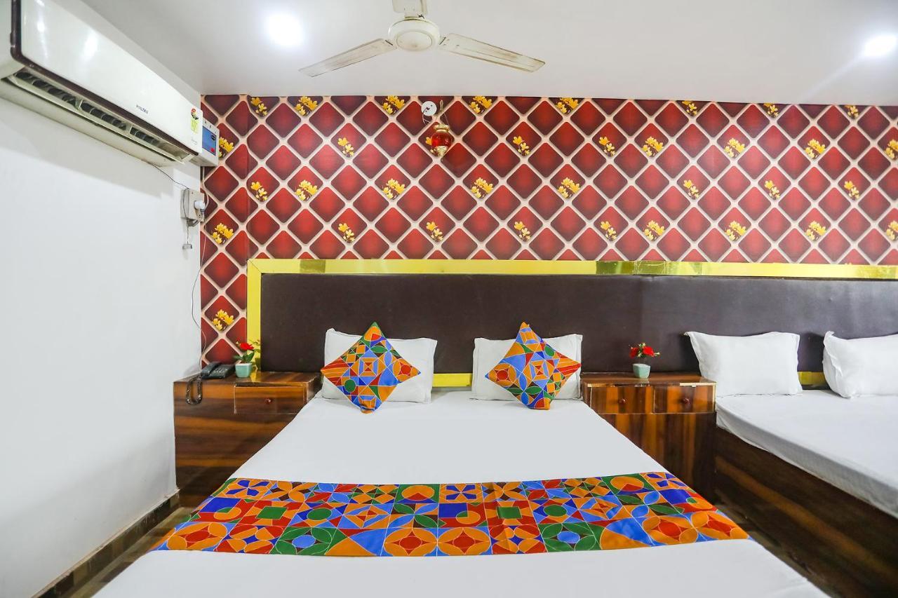 Fabexpress Umbrella Hotel Danapur Buitenkant foto