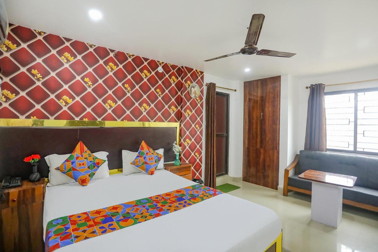Fabexpress Umbrella Hotel Danapur Buitenkant foto
