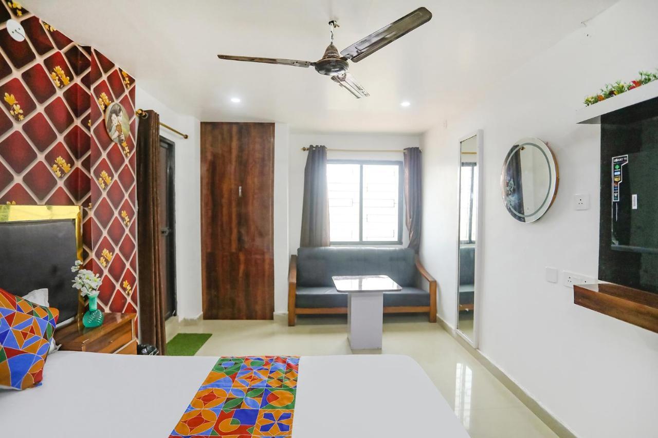 Fabexpress Umbrella Hotel Danapur Buitenkant foto