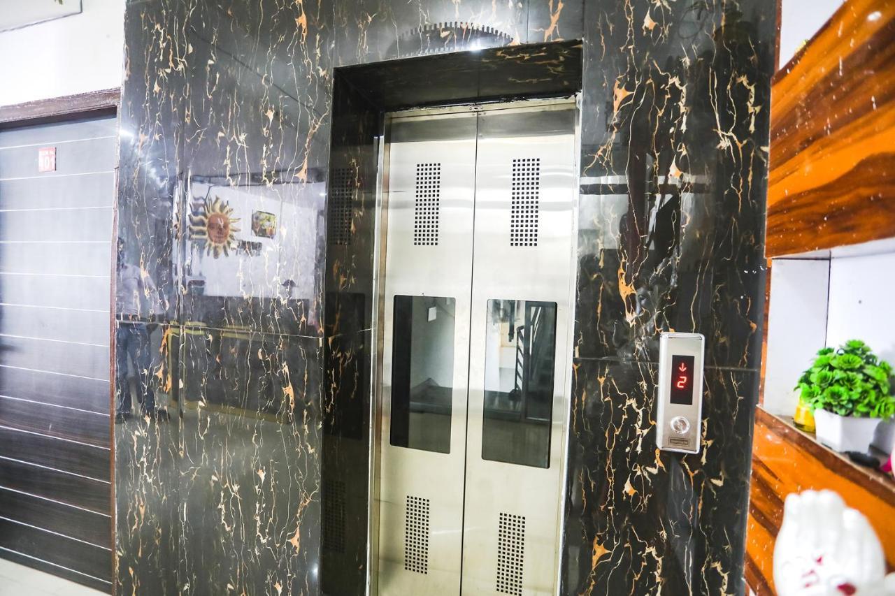 Fabexpress Umbrella Hotel Danapur Buitenkant foto