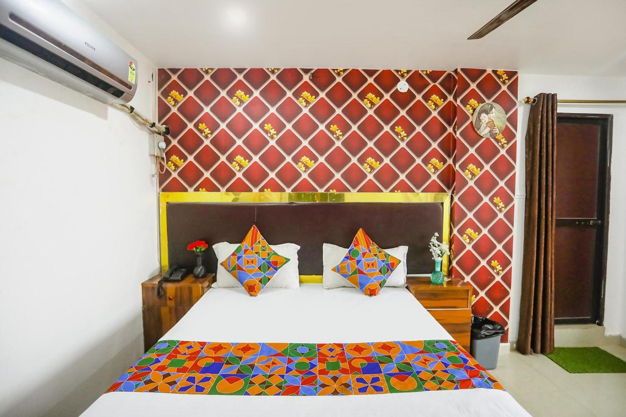 Fabexpress Umbrella Hotel Danapur Buitenkant foto